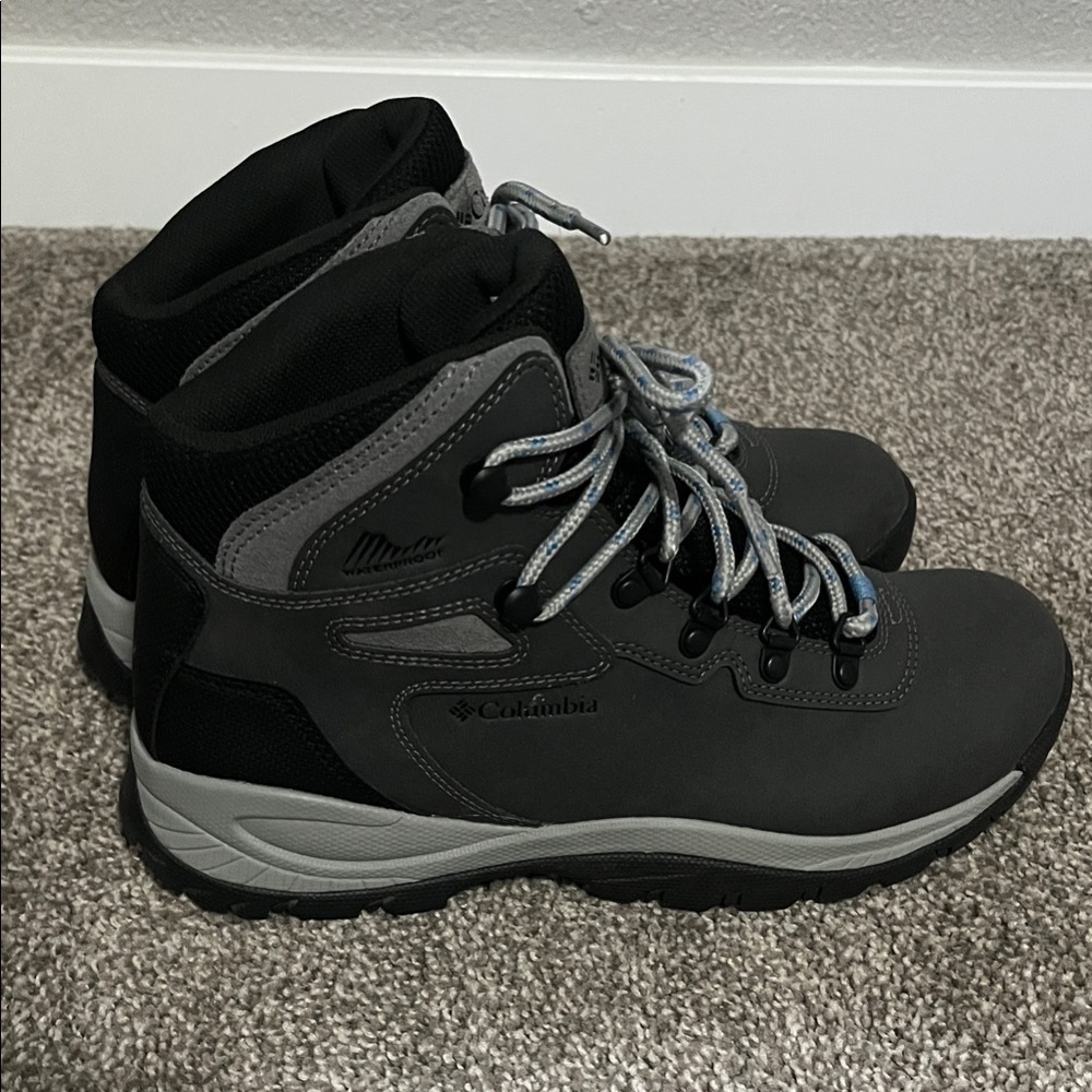 Columbia Women’s Black Waterproof Hiking Boots